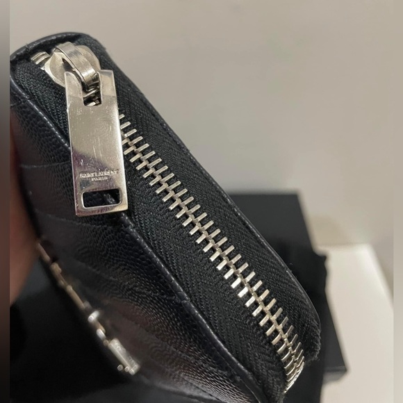 🖤YSL Monogram Zipped Around Wallet in SHW🖤 - Picture 10 of 15